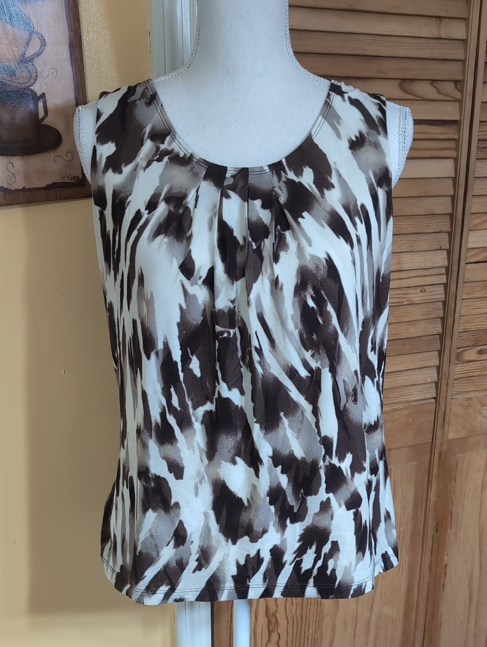 CHICO'S Sleeveless Animal Print Top M 8